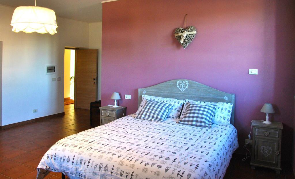 Отель Casale Appio Рим Экстерьер фото