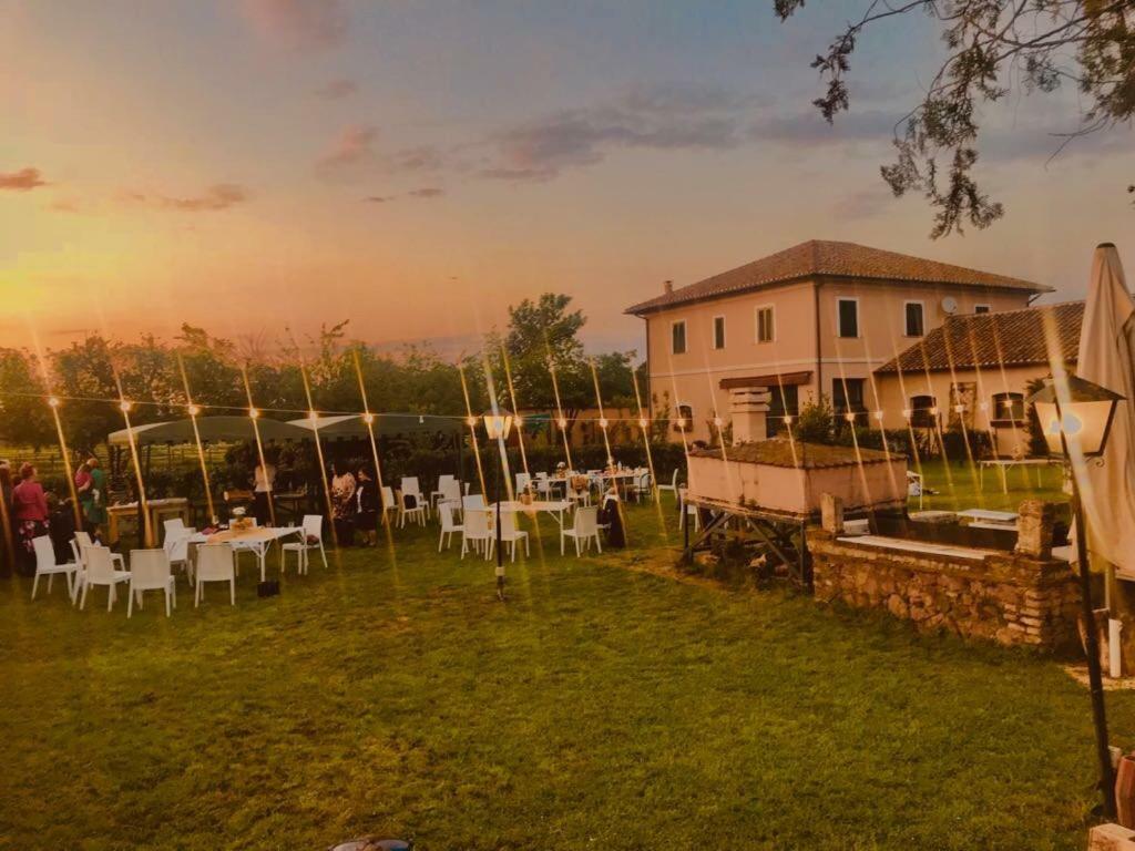 Отель Casale Appio Рим Экстерьер фото